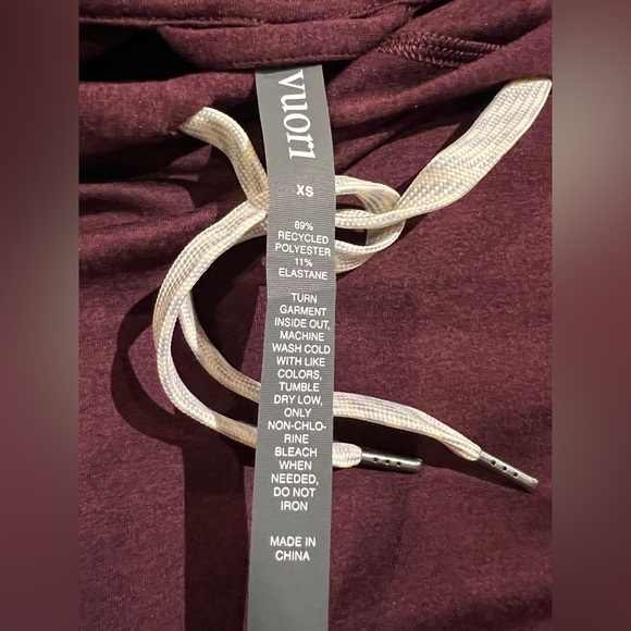 NEW Vuori Halo Essential Hoodie Women's DreamKnit Pullover Cerise Heather XS NWT - Picture 7 of 9